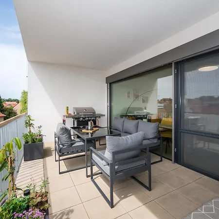 דירה Fully Equipped With Terraces, Free Garage Parking, Netflix & Ac - By Cz