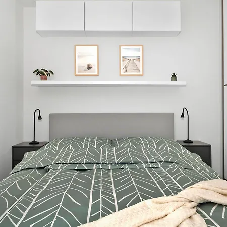 Fully Equipped With Terraces, Free Garage Parking, Netflix & Ac - By Cz Slapanice