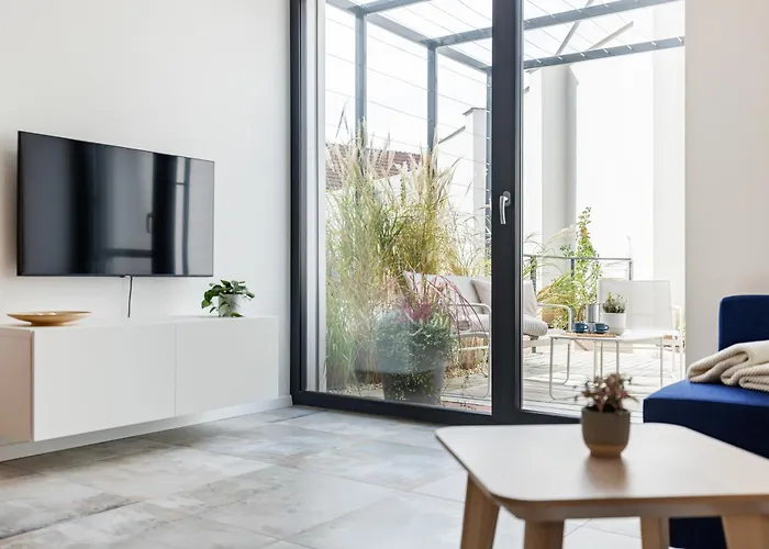 Fully Equipped With Terraces, Free Garage Parking, Netflix & Ac - By Cz 아파트 Slapanice